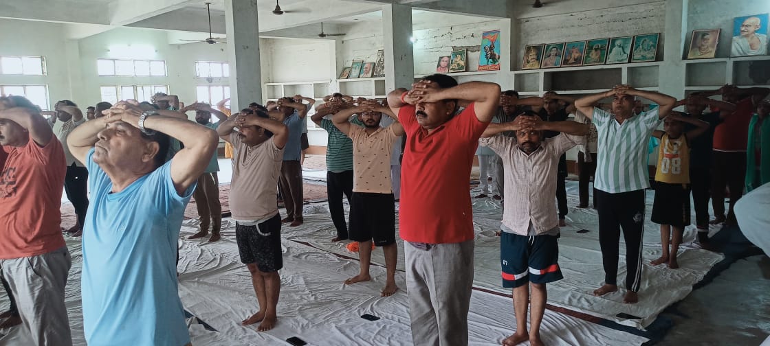 बाराबंकी : सरस्वती विद्या मंदिर इंटर कॉलेज लखपेडाबाग में मनाया गया अंतरराष्ट्रीय योग दिवस