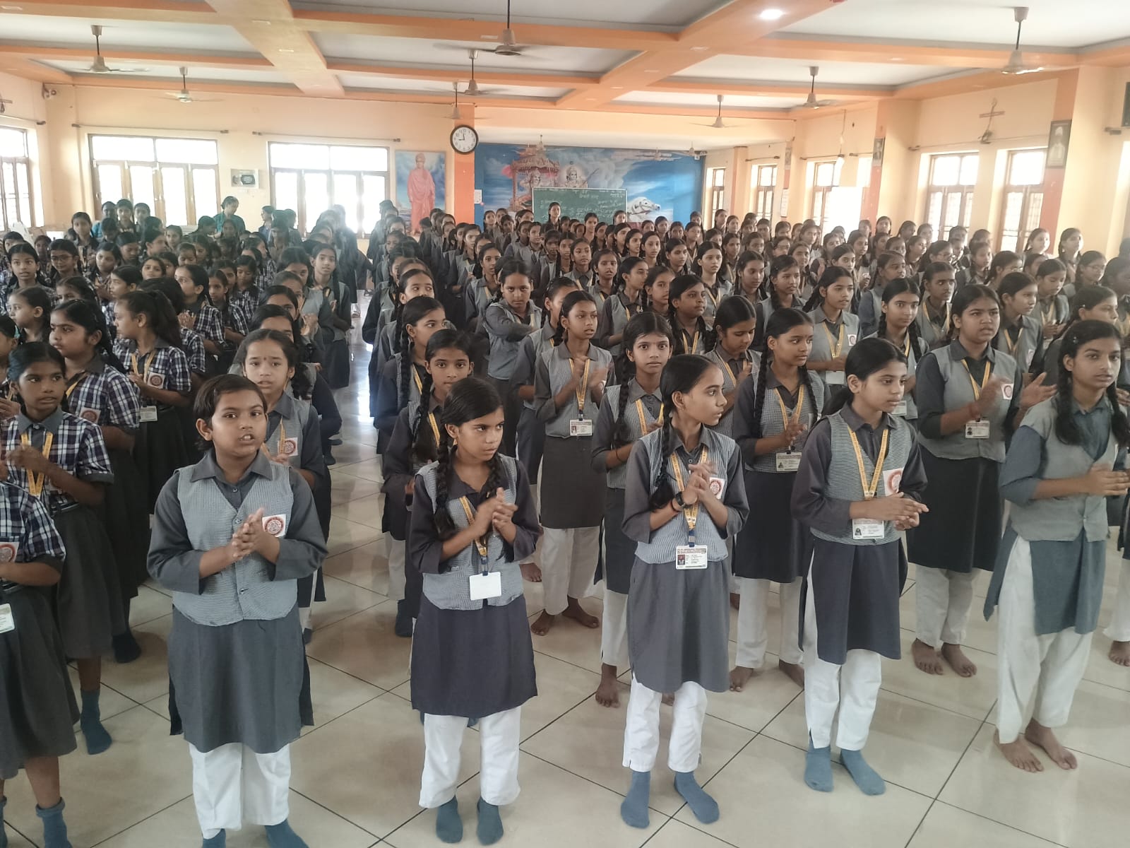 स्वस्थ नारी – सशक्त परिवार अभियान के अंतर्गत विद्यालय में हुआ वृहद कार्यक्रम