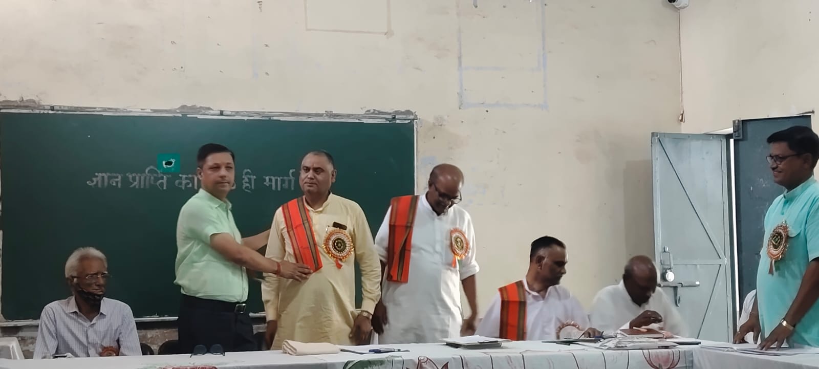 सीतापुर: जुगुल किशोर गोविन्द प्रसाद स..इं.कॉ.लहरपुर में घोष प्रशिक्षण व्यवस्था बैठक सम्पन्न