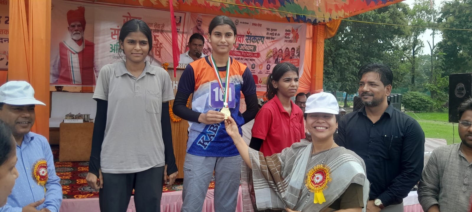 गोंडा: खेलों से होता है चरित्र व नेतृत्व क्षमता का विकास, खिलाड़ी देश का नाम करेंगे रोशन: आयुक्त दुर्गा शक्ति नागपाल